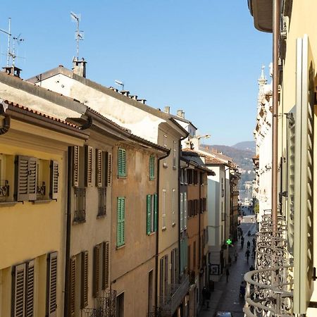 White Flat In Como City Center By Rent All Комо Экстерьер фото