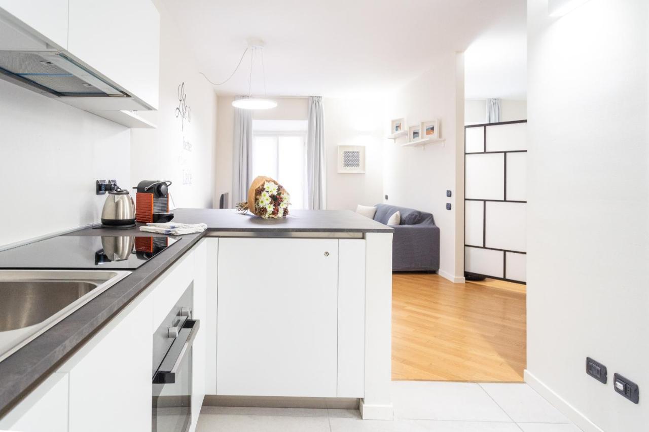 White Flat In Como City Center By Rent All Комо Экстерьер фото